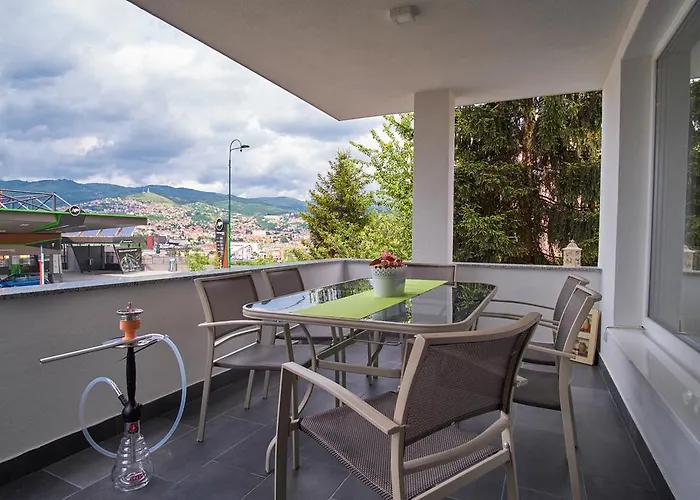 Elite * サラエヴォ